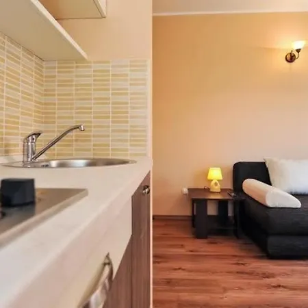 Studio Fur 4 Personen Ca 45 Qm In Srima, Dalmatien Norddalmatien - B60475