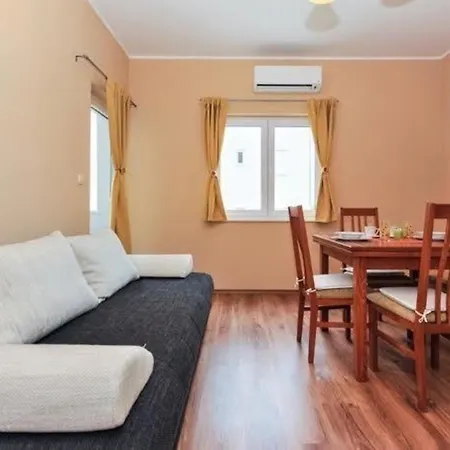 아파트 Studio Fur 4 Personen Ca 45 Qm In Srima, Dalmatien Norddalmatien - B60475 *